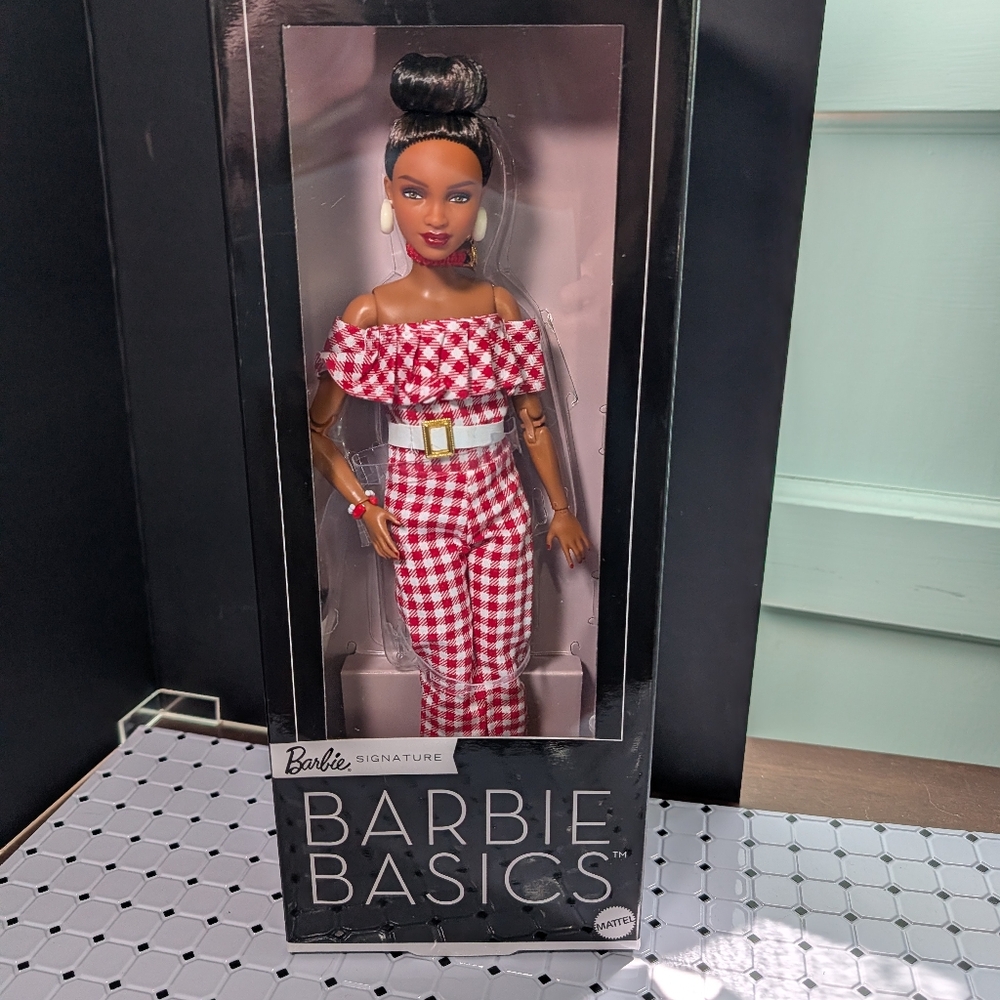 Barbie Basics AA Model 8 Custom  Restyled - Picture 12 of 12